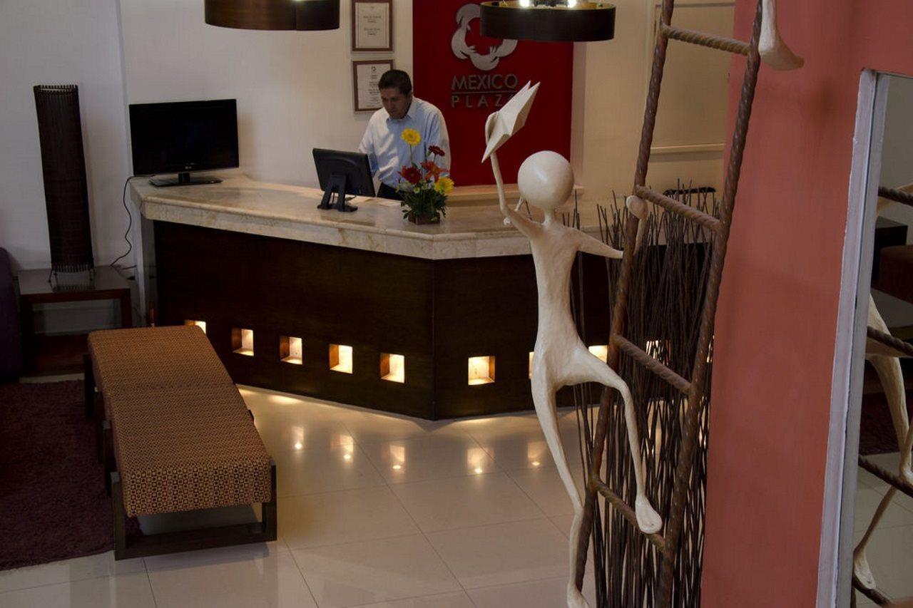 Hotel Suites Mexico Plaza Leon Campestre エクステリア 写真