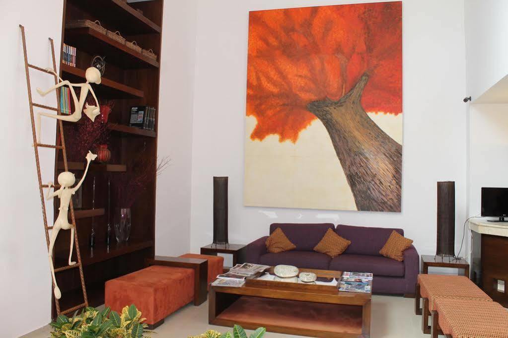 Hotel Suites Mexico Plaza Leon Campestre エクステリア 写真